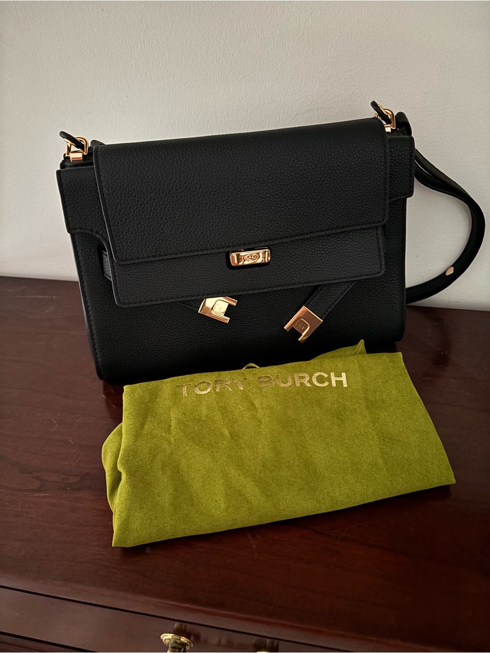 Tory Burch Black Lee radziwill small shoulder bag